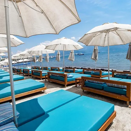 호텔 Class Unique 말마리스