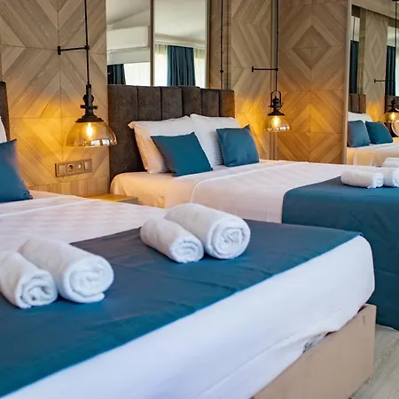 Class Unique 말마리스