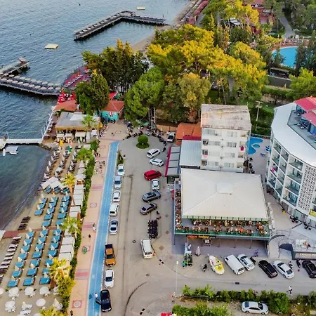 호텔 Class Unique 4*