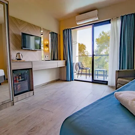 Class Unique Hotel 4*