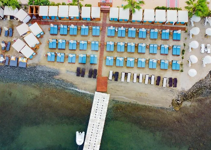 Hotell Class Unique 4*