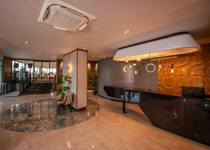 Class Unique Hotel 4*