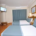 Class Unique Hotel