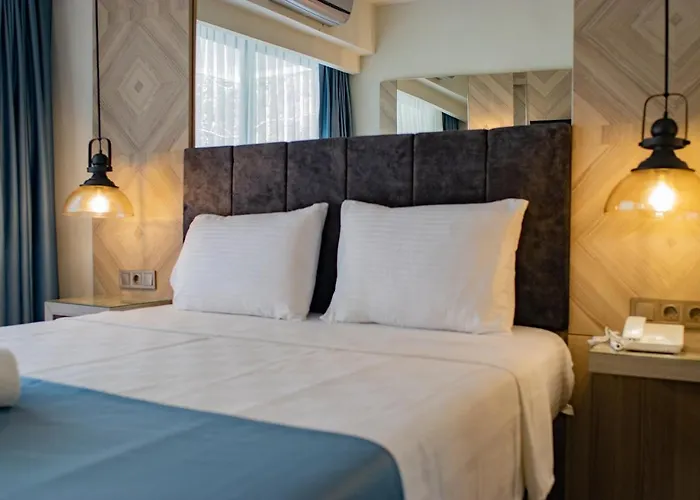 Class Unique فندق